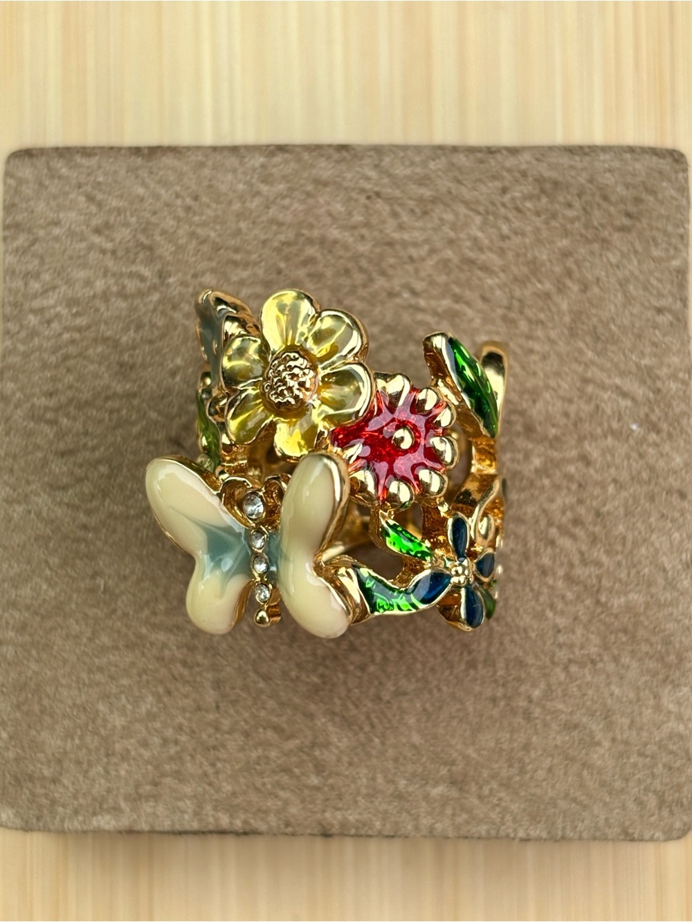 Guess Gold Tone Enamel Cocktail Ring Multicolor Floral Butterfly Chunky Crystal
